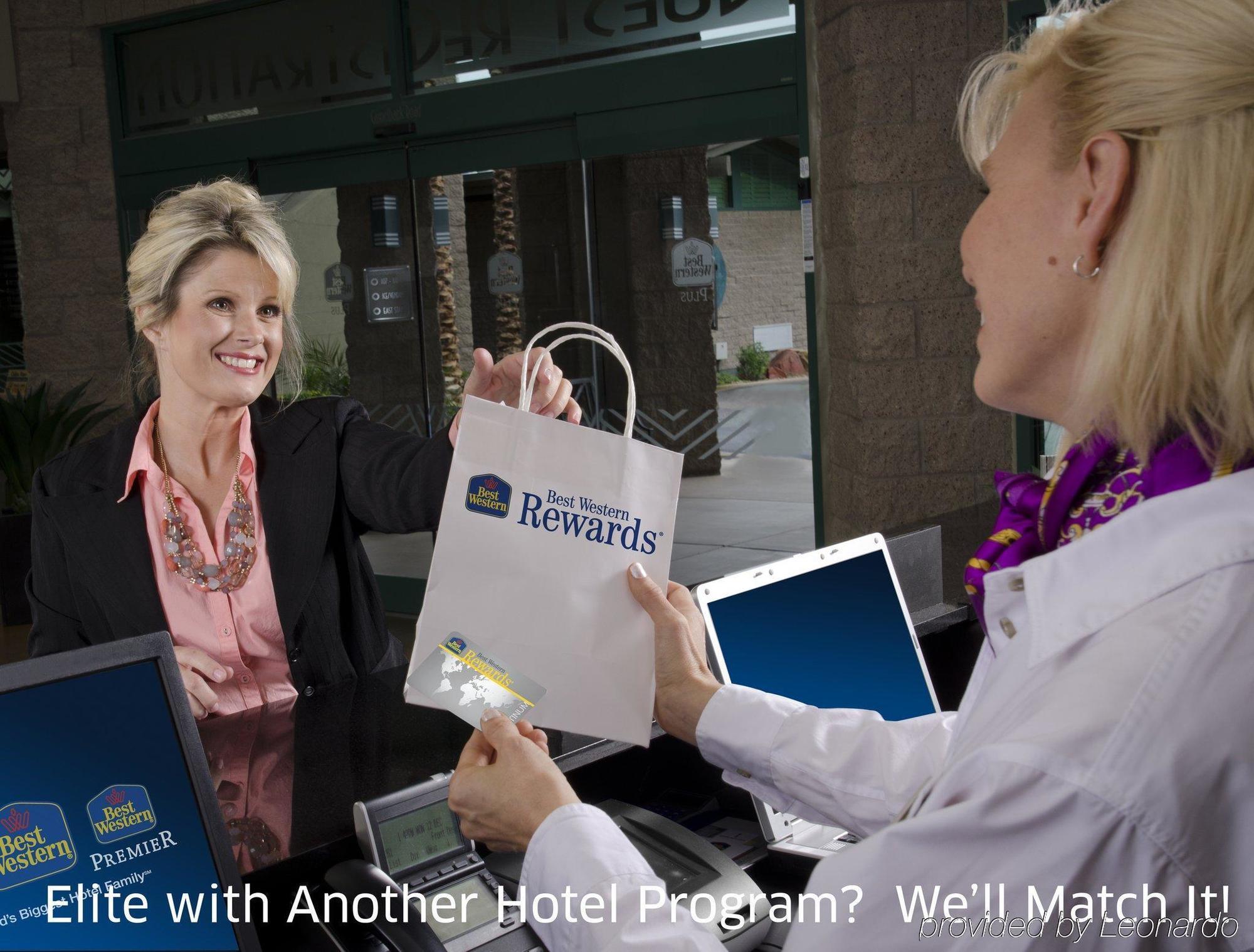 Best Western Plus Fresno Airport Hotel Eksteriør billede